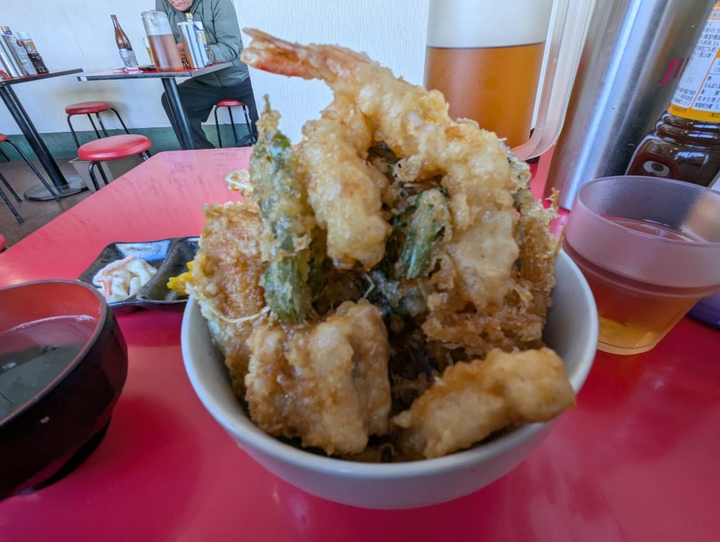 デカ盛り 天丼 館山